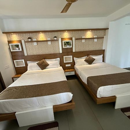 Honey Rock Hotel Kanthalloor Ngoại thất bức ảnh