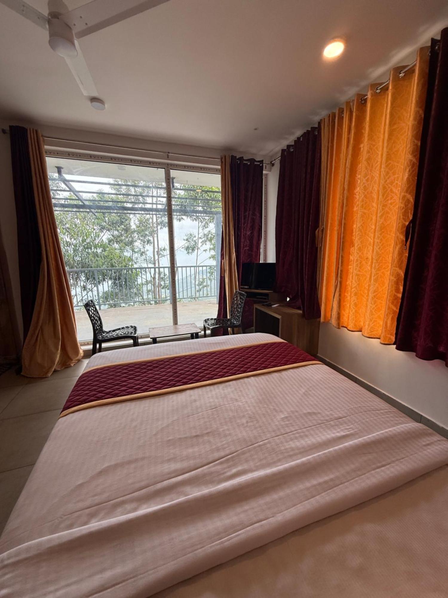 Honey Rock Hotel Kanthalloor Ngoại thất bức ảnh