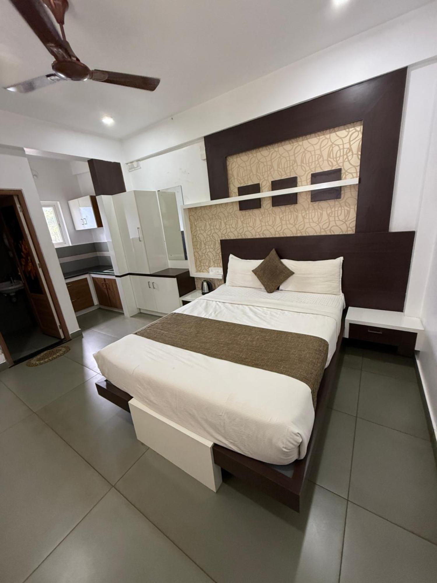 Honey Rock Hotel Kanthalloor Ngoại thất bức ảnh
