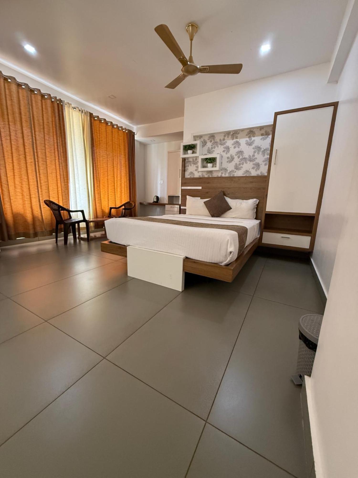 Honey Rock Hotel Kanthalloor Ngoại thất bức ảnh