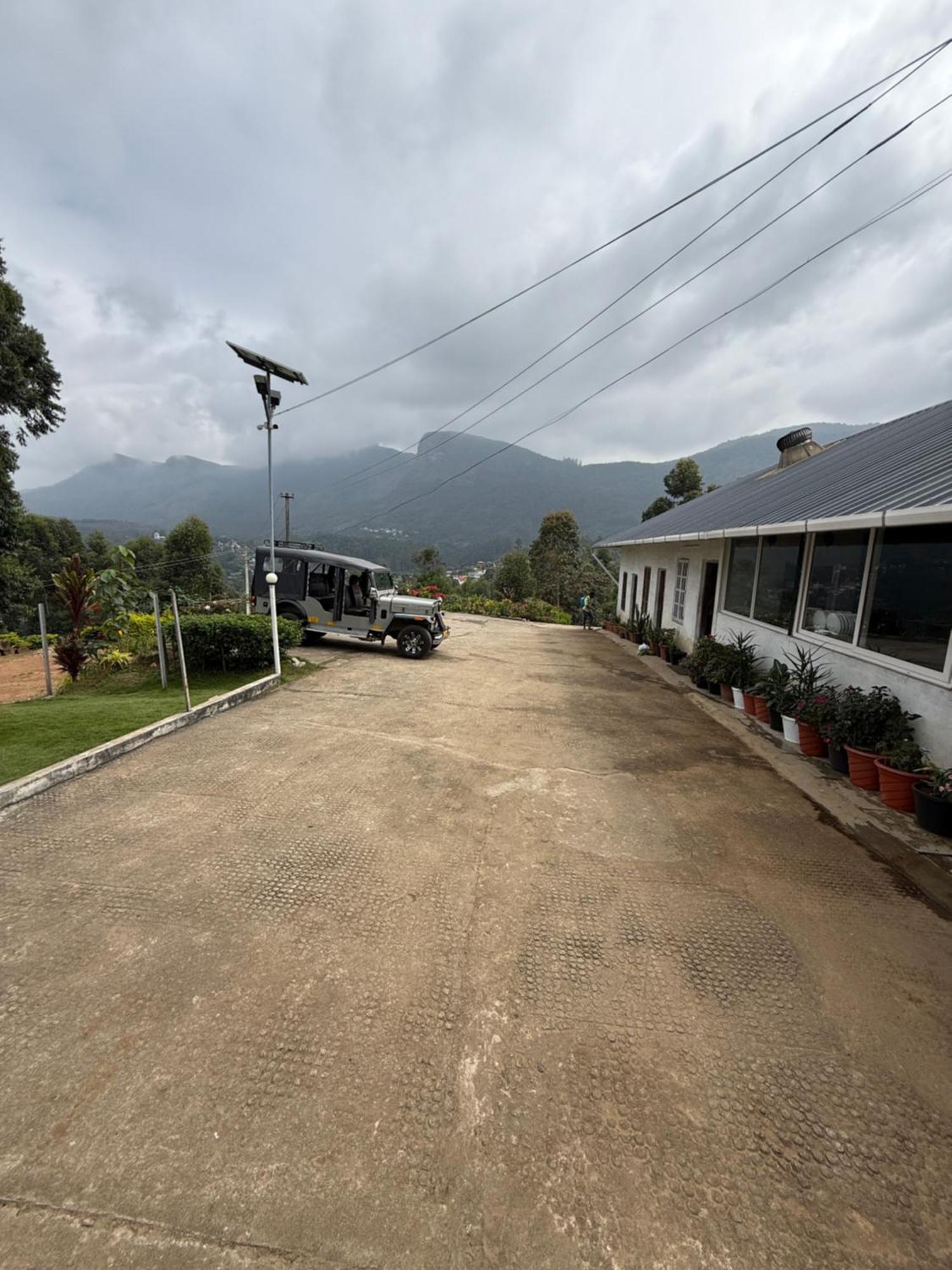 Honey Rock Hotel Kanthalloor Ngoại thất bức ảnh
