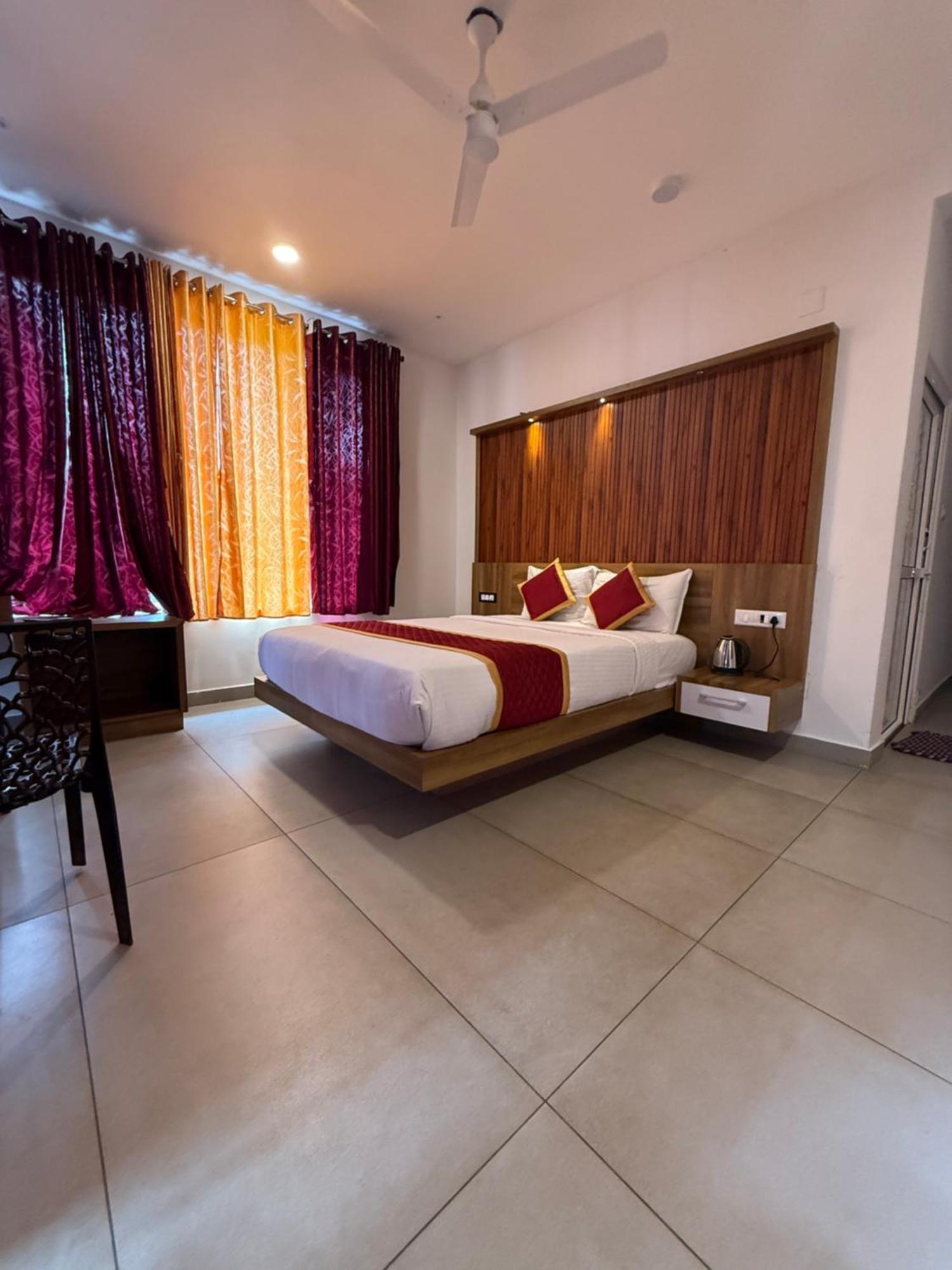 Honey Rock Hotel Kanthalloor Ngoại thất bức ảnh